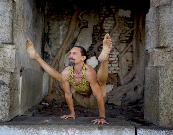Dylan Bernstein in bakasana, crow pose